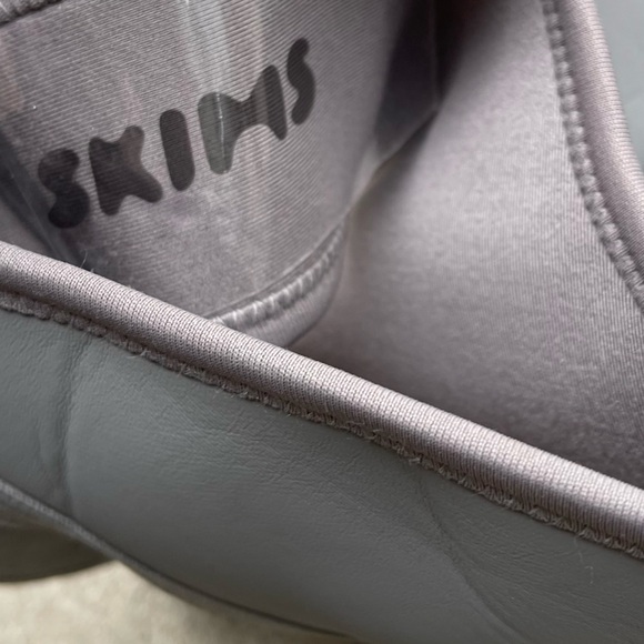 SKIMS Scuba One Piece Swimsuit NWOT Small gray rubberized - Picture 7 of 9